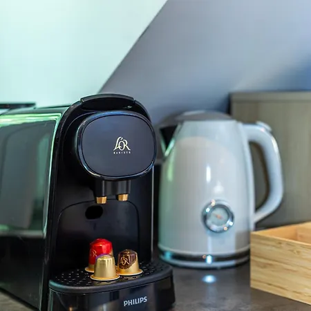 La Taniere Du Roi - - A 10 Min Du Chateau Et De La Gare Apartment Versailles