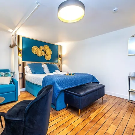 La Taniere Du Roi - - A 10 Min Du Chateau Et De La Gare Apartment